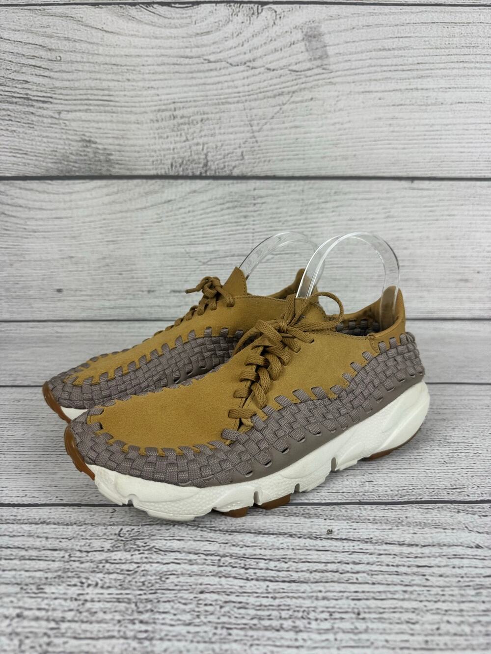 Nike Air Women's Footscape Woven Elemental Gold Stone Sneakers Size 9